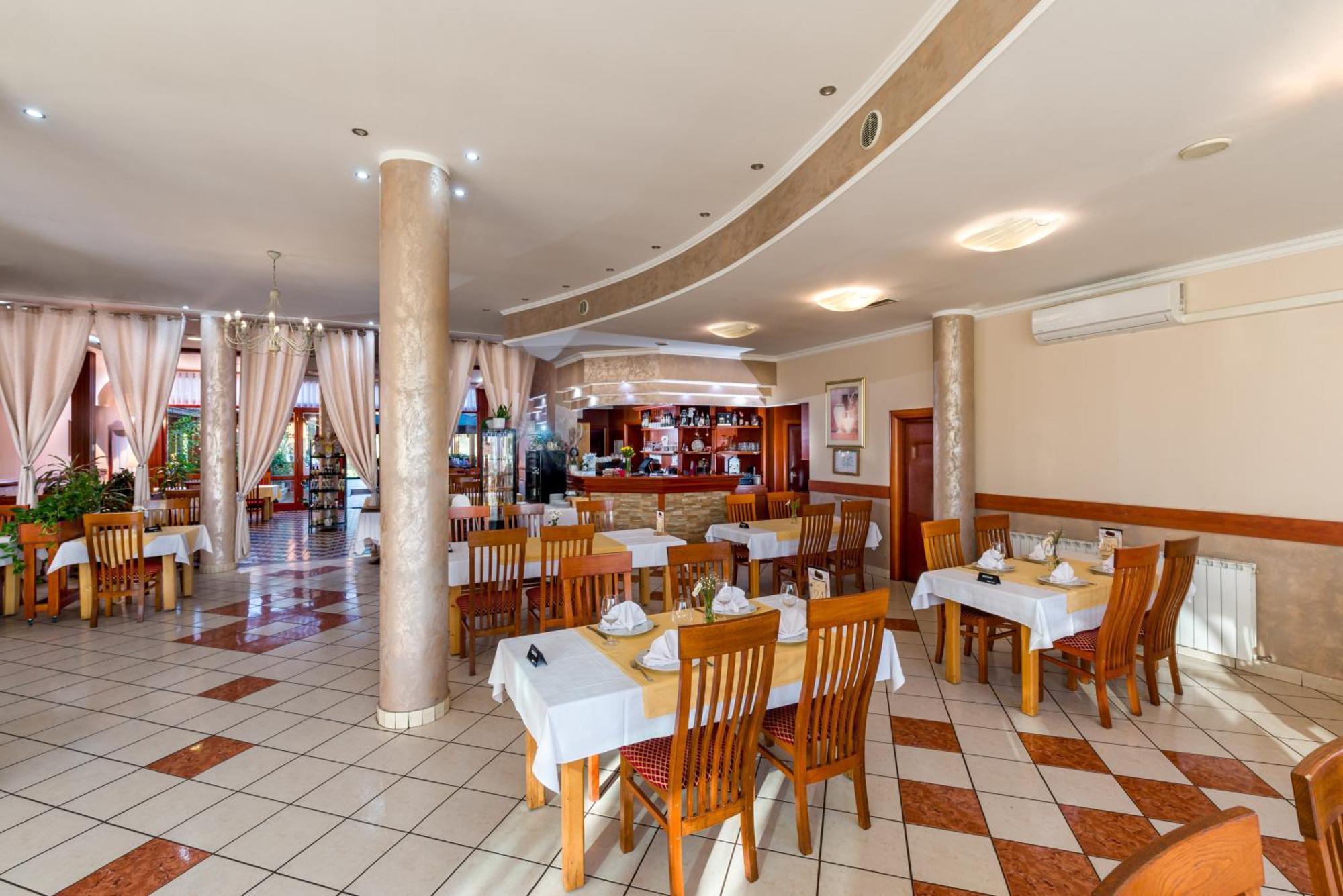 B&B Restoran Bosiljevo Εξωτερικό φωτογραφία