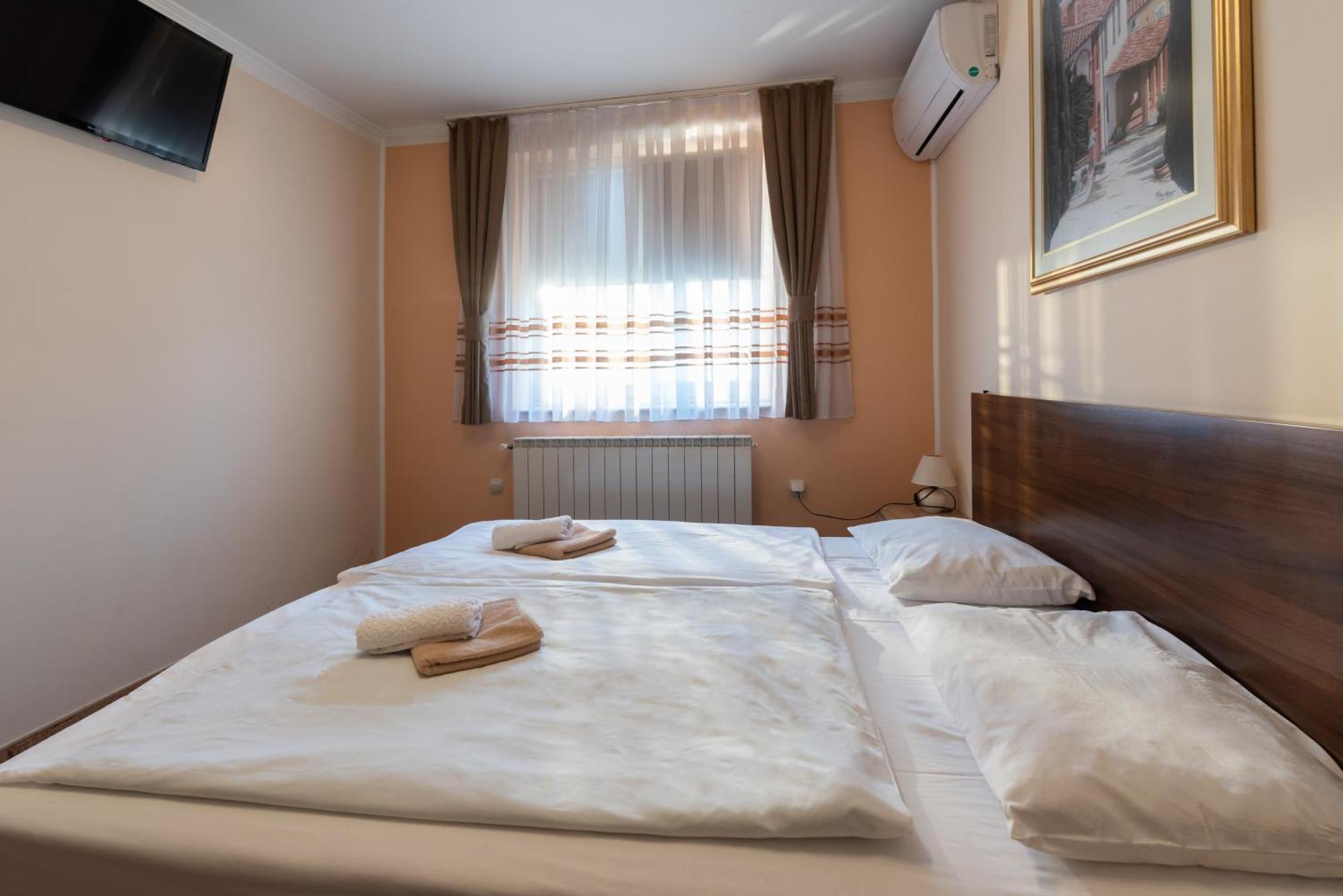 B&B Restoran Bosiljevo Εξωτερικό φωτογραφία